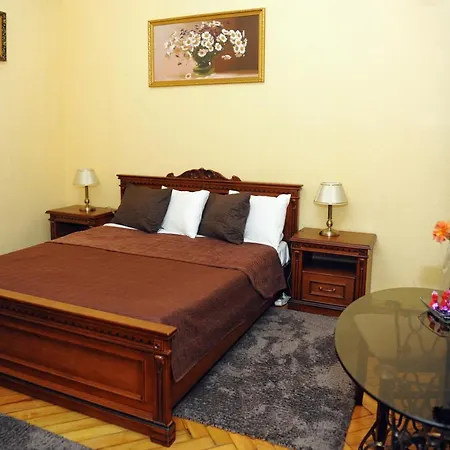 3х комнатная уютная в центре львова