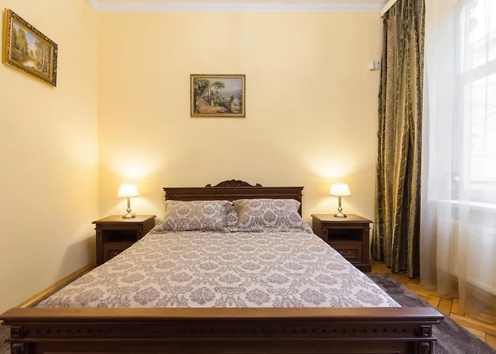 Daire 3х комнатная уютная в центре львова