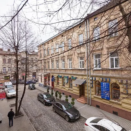 3х комнатная уютная в центре львова