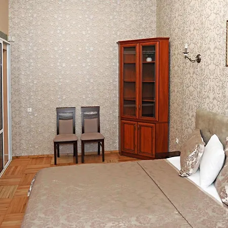 Apartamento 3х комнатная уютная в центре львова *