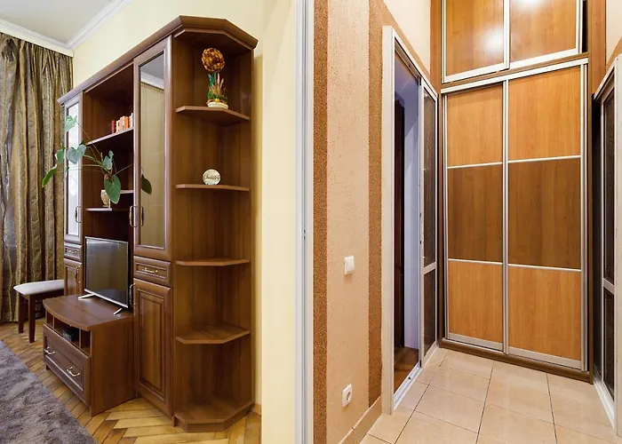 3х комнатная уютная в центре львова