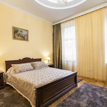 Apartamento 3х комнатная уютная в центре львова