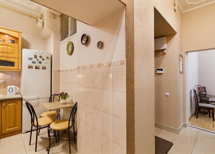 3х комнатная уютная в центре львова *